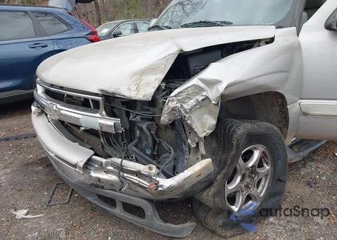 2004 Chevrolet Tahoe Lt из США, поврежденный, VIN 1GNEC13Z44J301665